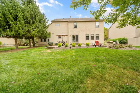 Exterior - 6567 Greensway Loop, Dublin, OH 43016 photo 13 of 15