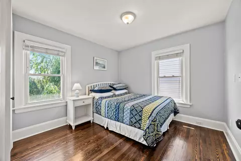 Bedroom - 343 E Moler St, Columbus, OH 43207 photo 4 of 6