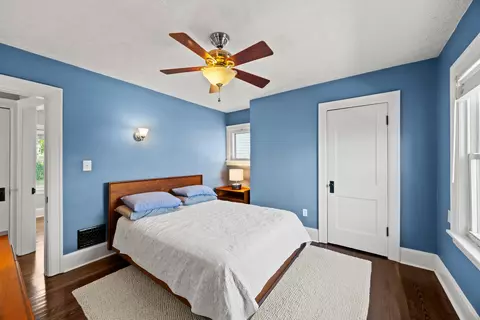 Bedroom - 343 E Moler St, Columbus, OH 43207 photo 1 of 6