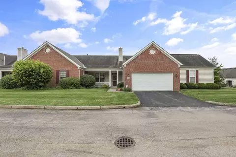 6025 Naughten Pond Dr, Columbus, OH 43213