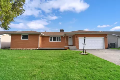 895 Janet Dr, Columbus, OH 43224
