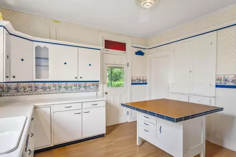 Kitchen - 105 Elm St, Prospect, OH 43342 photo 4 of 5