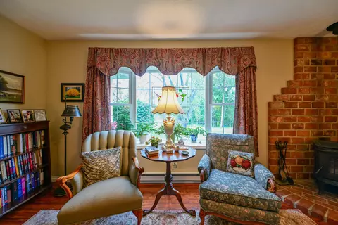 Living - 5131 Wooten Rd, Athens, OH 45701 photo 2 of 12