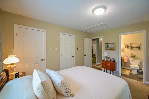 Bedroom - 5131 Wooten Rd, Athens, OH 45701 photo 3 of 9