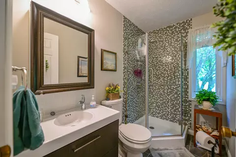 Bath - 5131 Wooten Rd, Athens, OH 45701 photo 2 of 6