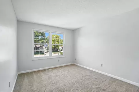 Bedroom - 3115 Larbrook Ct, Dublin, OH 43017 photo 4 of 5