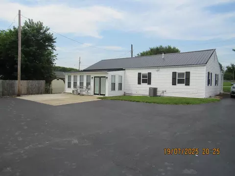 208 Moats Dr, Circleville, OH 43113 photo 21