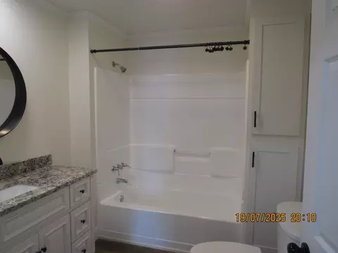 208 Moats Dr, Circleville, OH 43113 photo 7