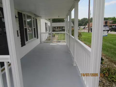 208 Moats Dr, Circleville, OH 43113 photo 24