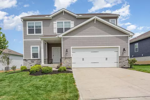 2482 Brook Run Dr, Lancaster, OH 43130