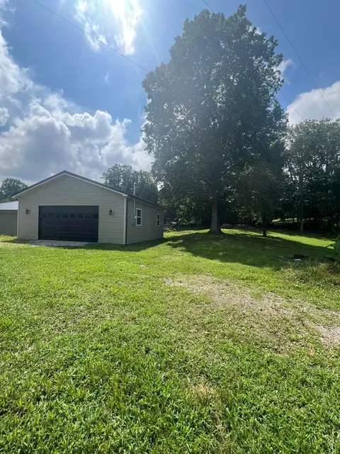 Exterior - 43219 Smith Goeglein Dr, Pomeroy, OH 45769 photo 8 of 11
