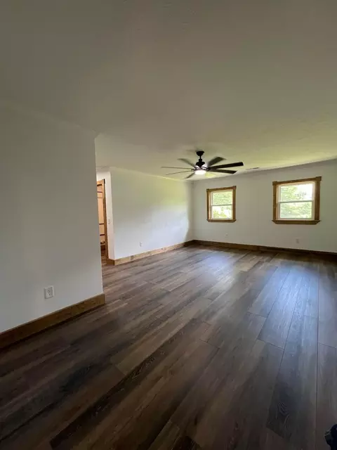 Living - 43219 Smith Goeglein Dr, Pomeroy, OH 45769 photo 4 of 4