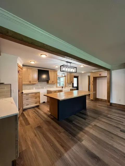 Kitchen - 43219 Smith Goeglein Dr, Pomeroy, OH 45769 photo 7 of 7