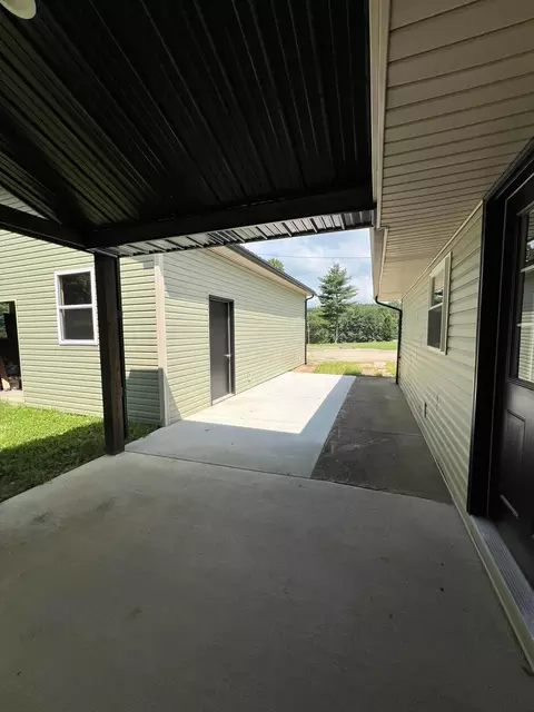 Exterior - 43219 Smith Goeglein Dr, Pomeroy, OH 45769 photo 11 of 11