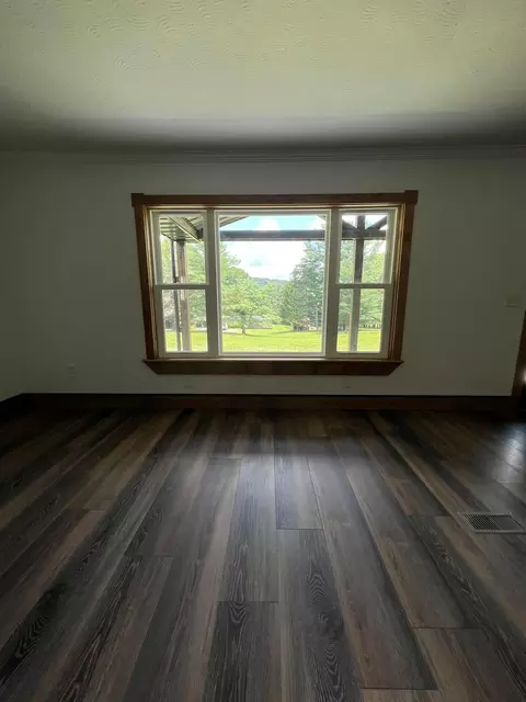 Living - 43219 Smith Goeglein Dr, Pomeroy, OH 45769 photo 1 of 4