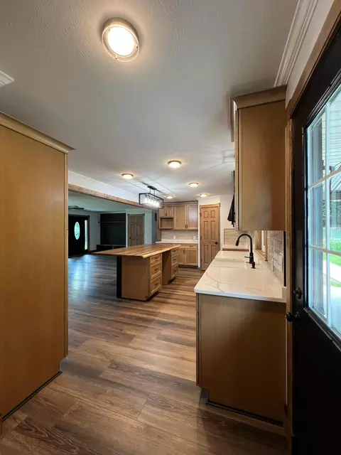 Kitchen - 43219 Smith Goeglein Dr, Pomeroy, OH 45769 photo 1 of 7