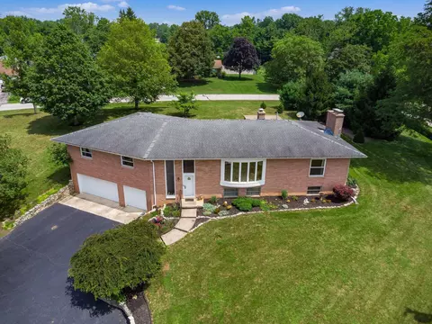 4281 Fredericksburg Ave, Columbus, OH 43228