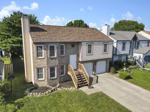 6064 Northbend Dr, Canal Winchester, OH 43110