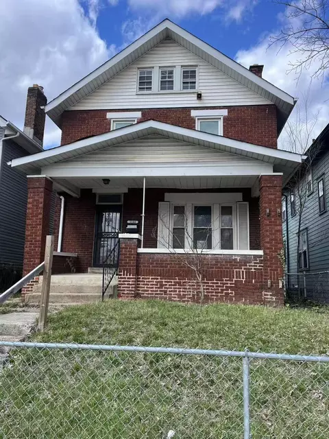 1144 E Whittier St, Columbus, OH 43206