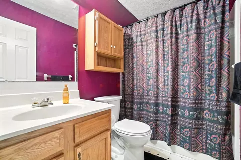 Bath - 1355 Perry Rd, Cable, OH 43009 photo 4 of 5
