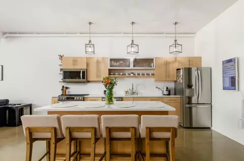 60 E Spring St #503, Columbus, OH 43215