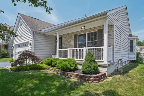 Exterior - 5610 Boucher Dr, Orient, OH 43146 photo 3 of 9