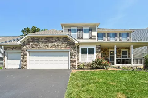 1316 Ironwood Dr, Grove City, OH 43123