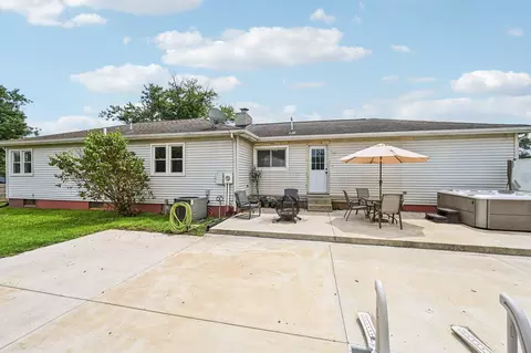 292 Monticello St, Circleville, OH 43113 photo 5