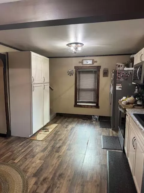 238 E High St, Amanda, OH 43102 photo 8