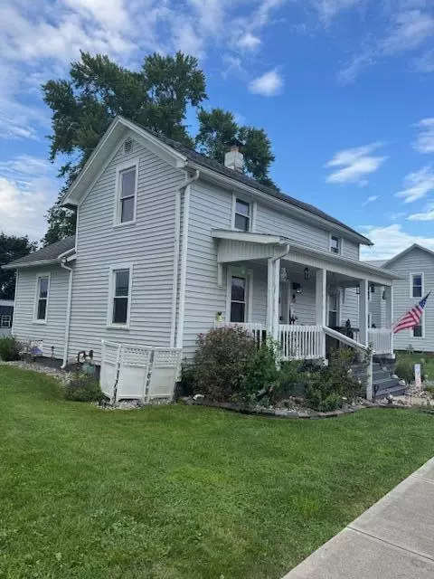 238 E High St, Amanda, OH 43102 photo 2