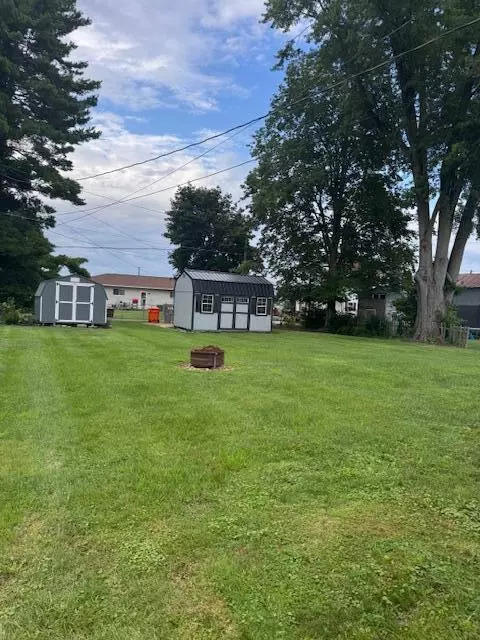 238 E High St, Amanda, OH 43102 photo 4