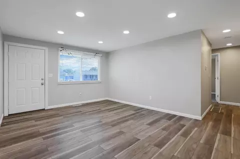 2152 Brookfield Rd, Columbus, OH 43229 photo 9