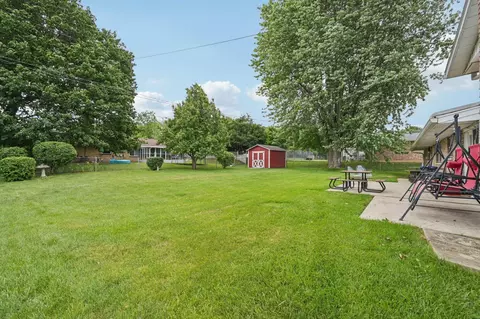 3152 Sherwood Park Dr, Springfield, OH 45505 photo 26