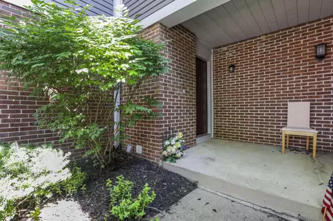 159 Corbins Mill Dr, Dublin, OH 43017 photo 2