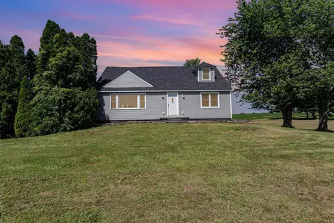 2741 W Rushville Rd NE, Lancaster, OH 43130