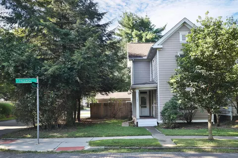 109 W Pacemont Rd, Columbus, OH 43202