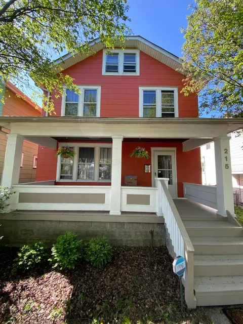 215 E Jenkins Ave, Columbus, OH 43207