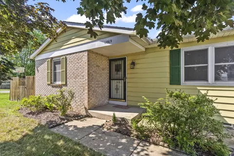 1863 Willow Run Rd, Grove City, OH 43123