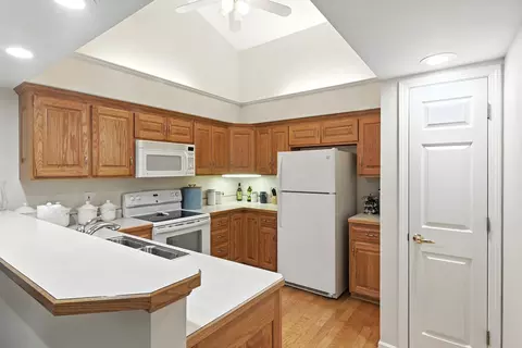 Kitchen - 16 Eagle Dr, Mount Vernon, OH 43050 photo 1 of 2