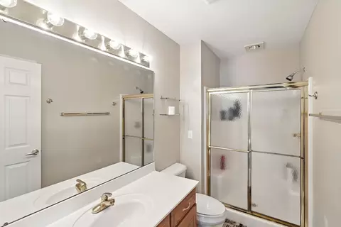 Bath - 16 Eagle Dr, Mount Vernon, OH 43050 photo 1 of 4