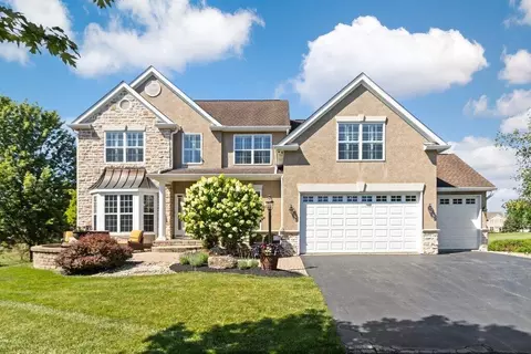 7056 Kellogg Dr, Powell, OH 43065