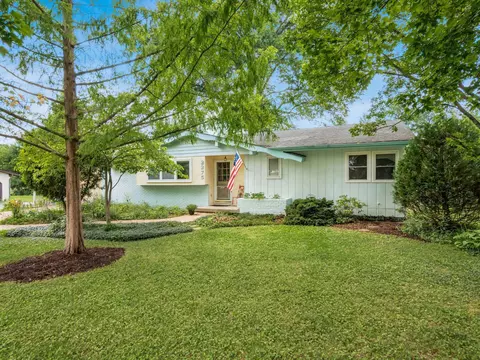 2275 Oakhurst Dr, Delaware, OH 43015