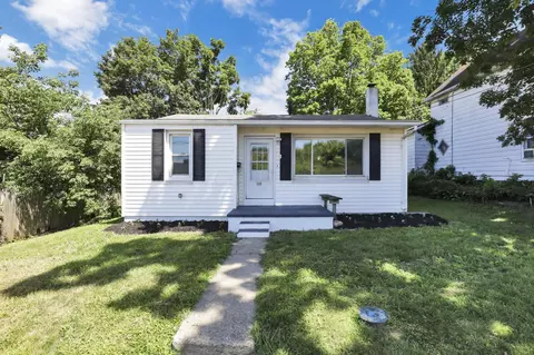 125 W Burgess St, Mount Vernon, OH 43050