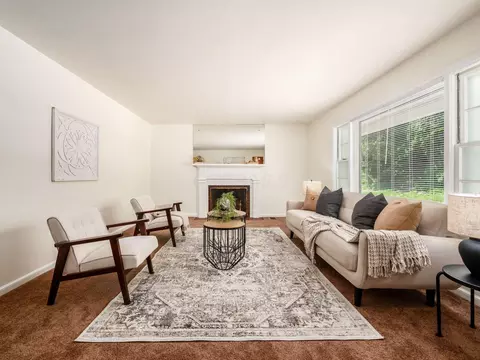 Living - 434 E Fair Ave, Lancaster, OH 43130 photo 3 of 3