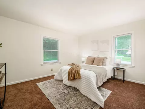 Bedroom - 434 E Fair Ave, Lancaster, OH 43130 photo 3 of 4