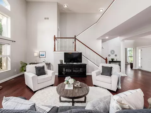 Living - 8041 Summerhouse Dr E, Dublin, OH 43016 photo 5 of 8