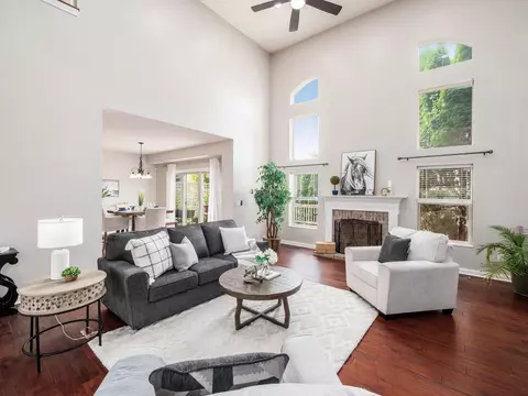 Living - 8041 Summerhouse Dr E, Dublin, OH 43016 photo 1 of 8