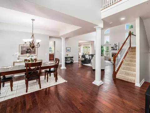 Dining - 8041 Summerhouse Dr E, Dublin, OH 43016 photo 1 of 5