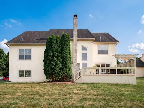 Exterior - 8041 Summerhouse Dr E, Dublin, OH 43016 photo 6 of 13