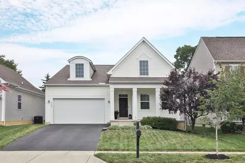 3922 Trail Ridge Dr, Columbus, OH 43228